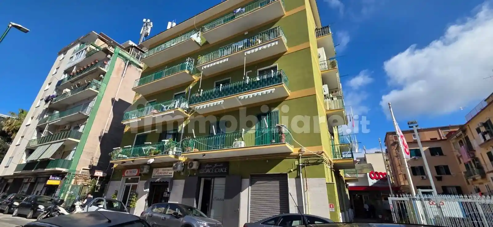 Appartamento in vendita a Napoli