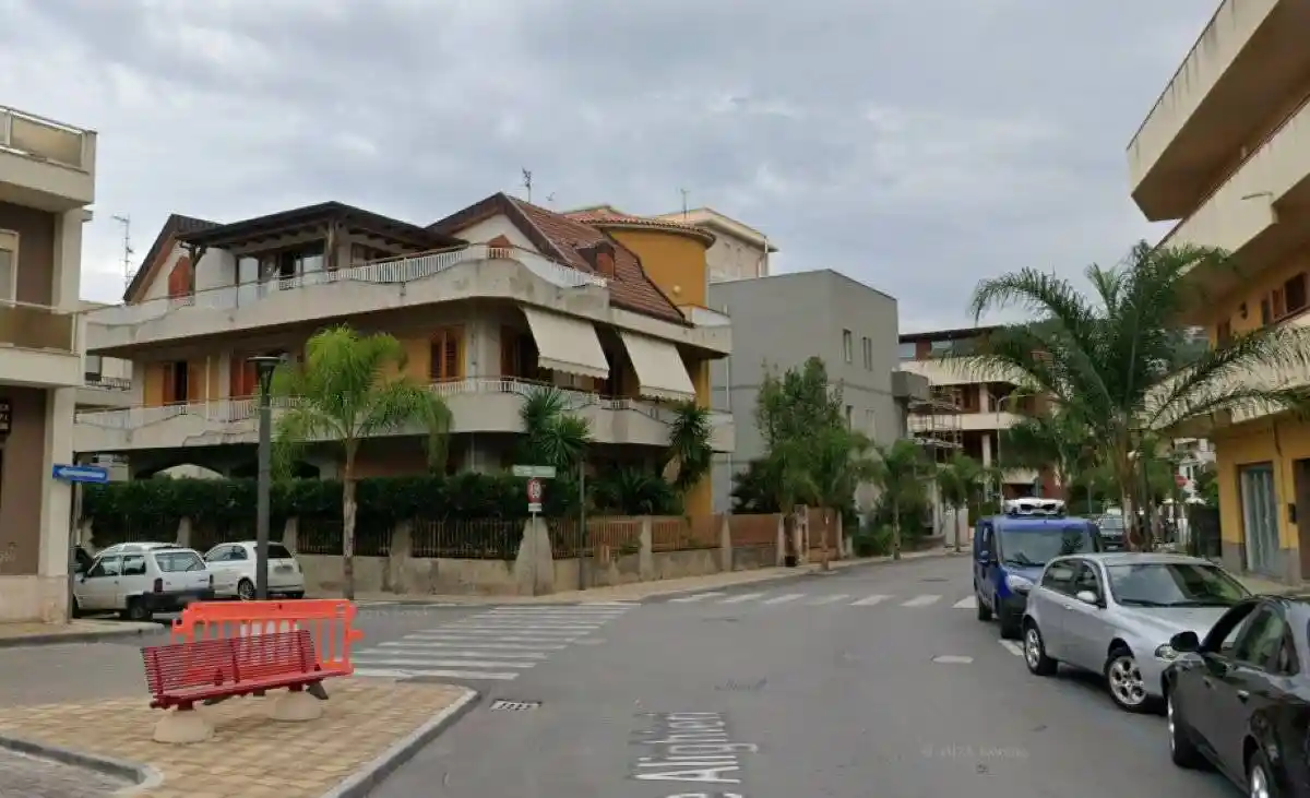 Appartamento in vendita a Brolo