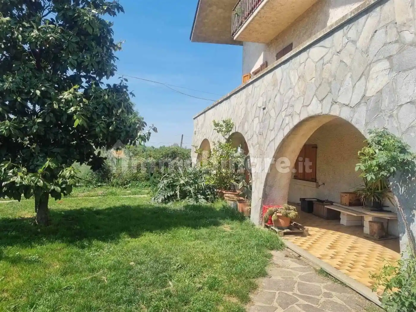 Villa in vendita a Agazzano