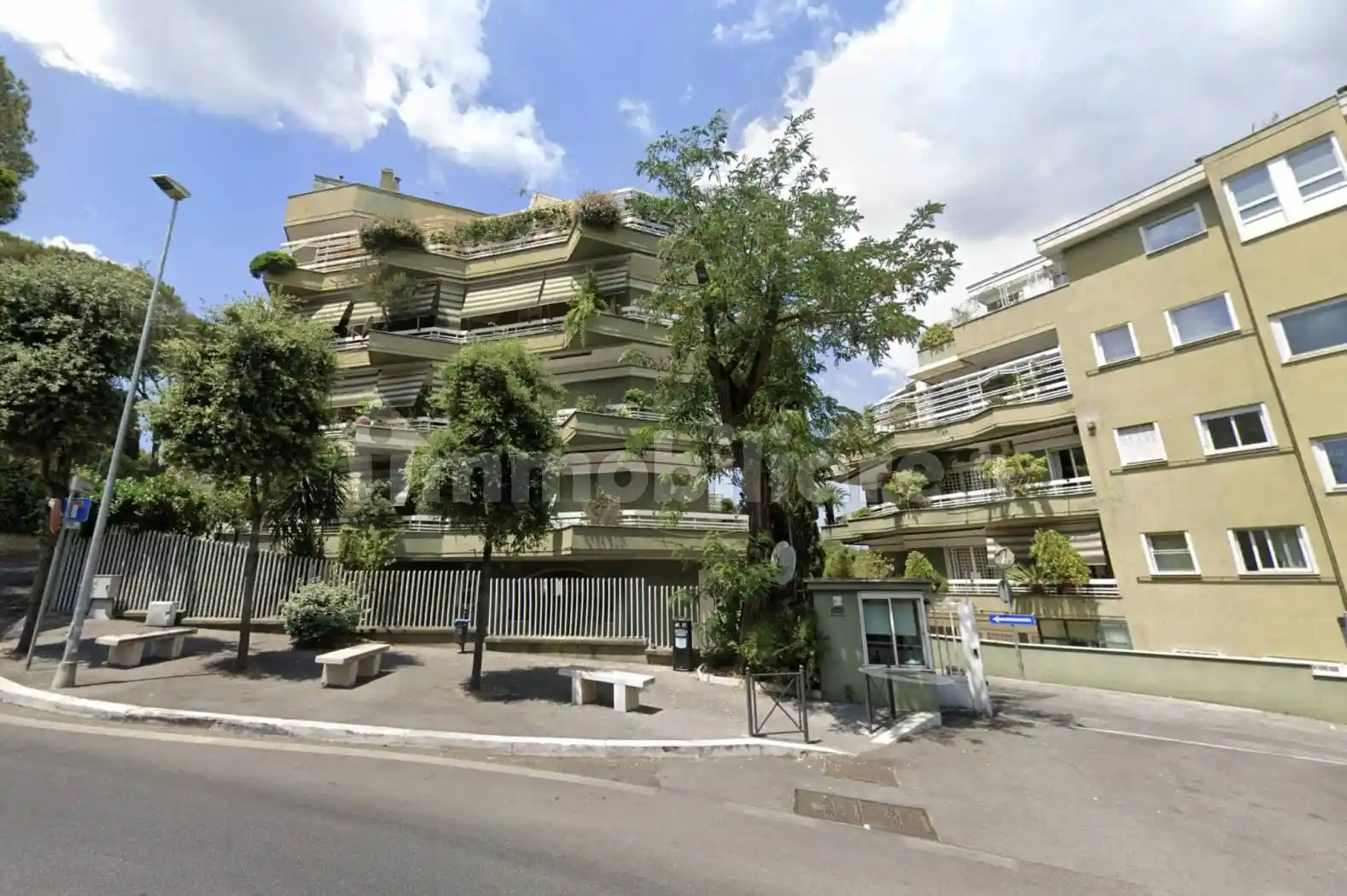 Palazzo - Stabile in vendita a Roma