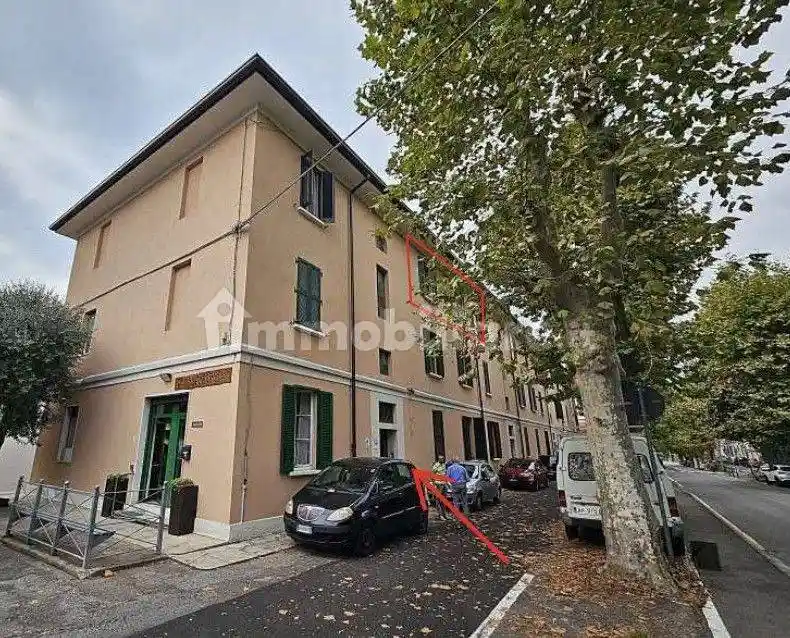 Appartamento in vendita a Varano Borghi