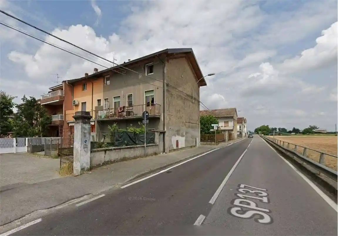 Palazzo - Stabile in vendita a Misano di Gera d'Adda