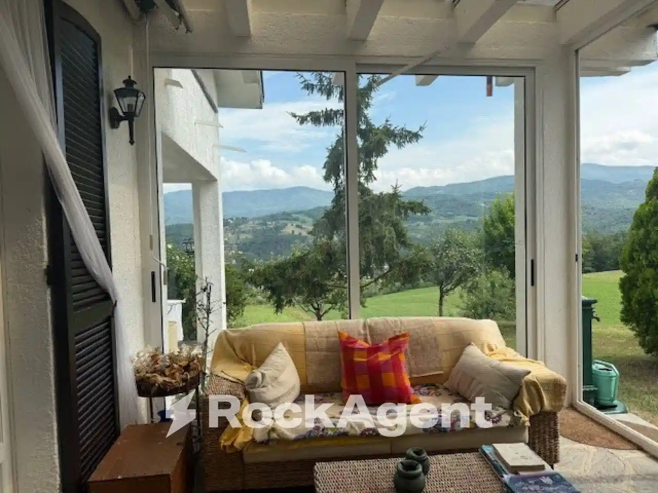 Villa in vendita a Borgo Val di Taro