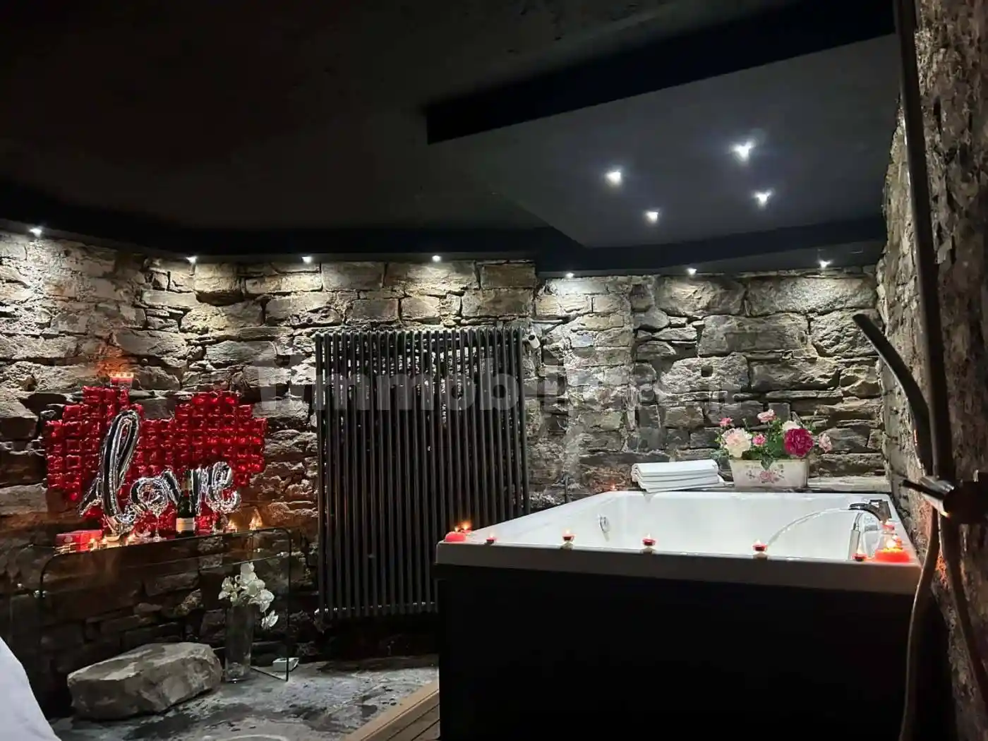 Appartamento in affitto a Faggeto Lario