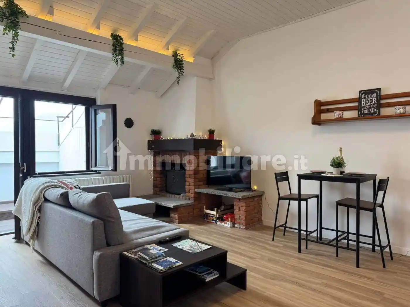 Appartamento in affitto a Bellano