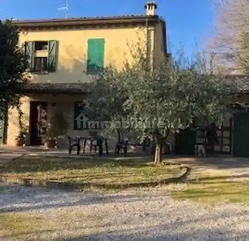 Villa in vendita a Pesaro