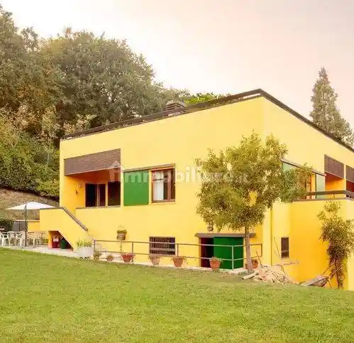 Villa in vendita a Pesaro