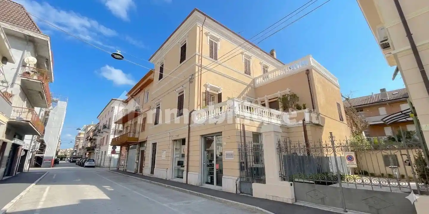 Casa indipendente in vendita a Grottammare