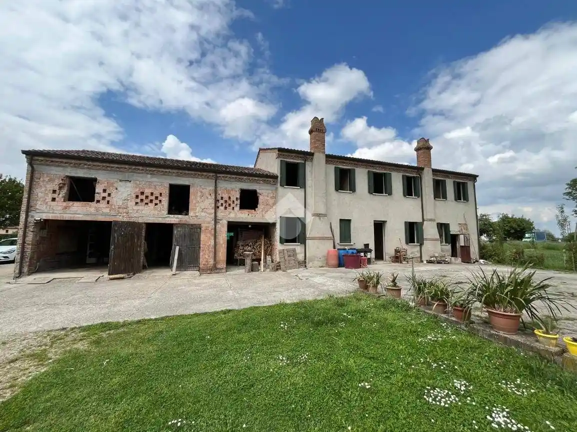 Villa in vendita a Rovigo