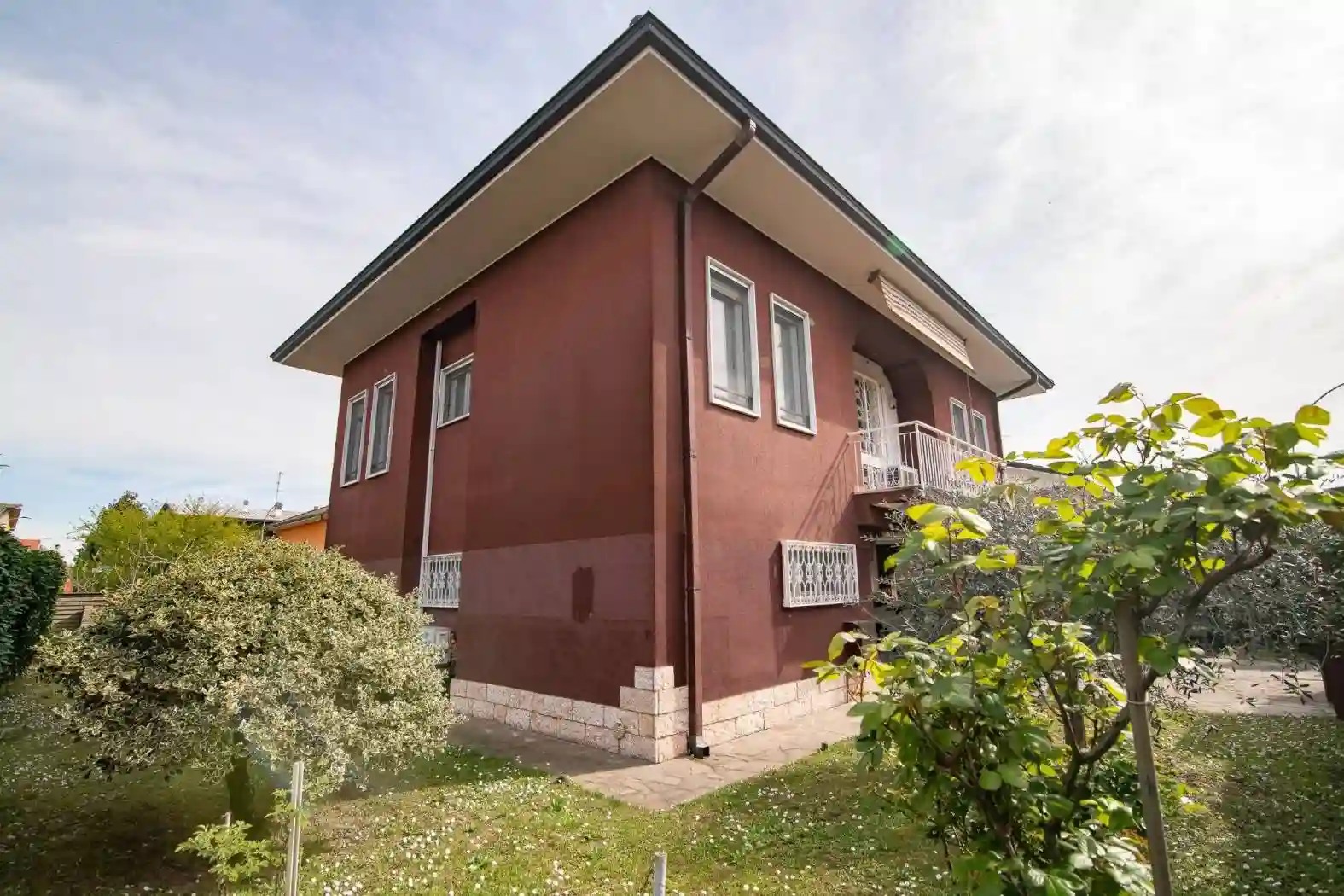 Villa - foto 2