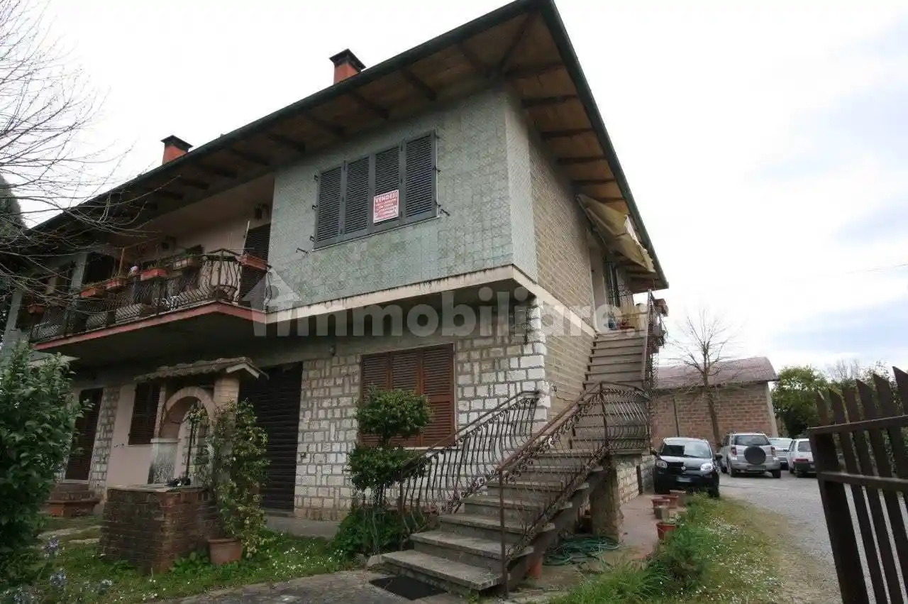 Villetta a schiera in vendita a Sinalunga