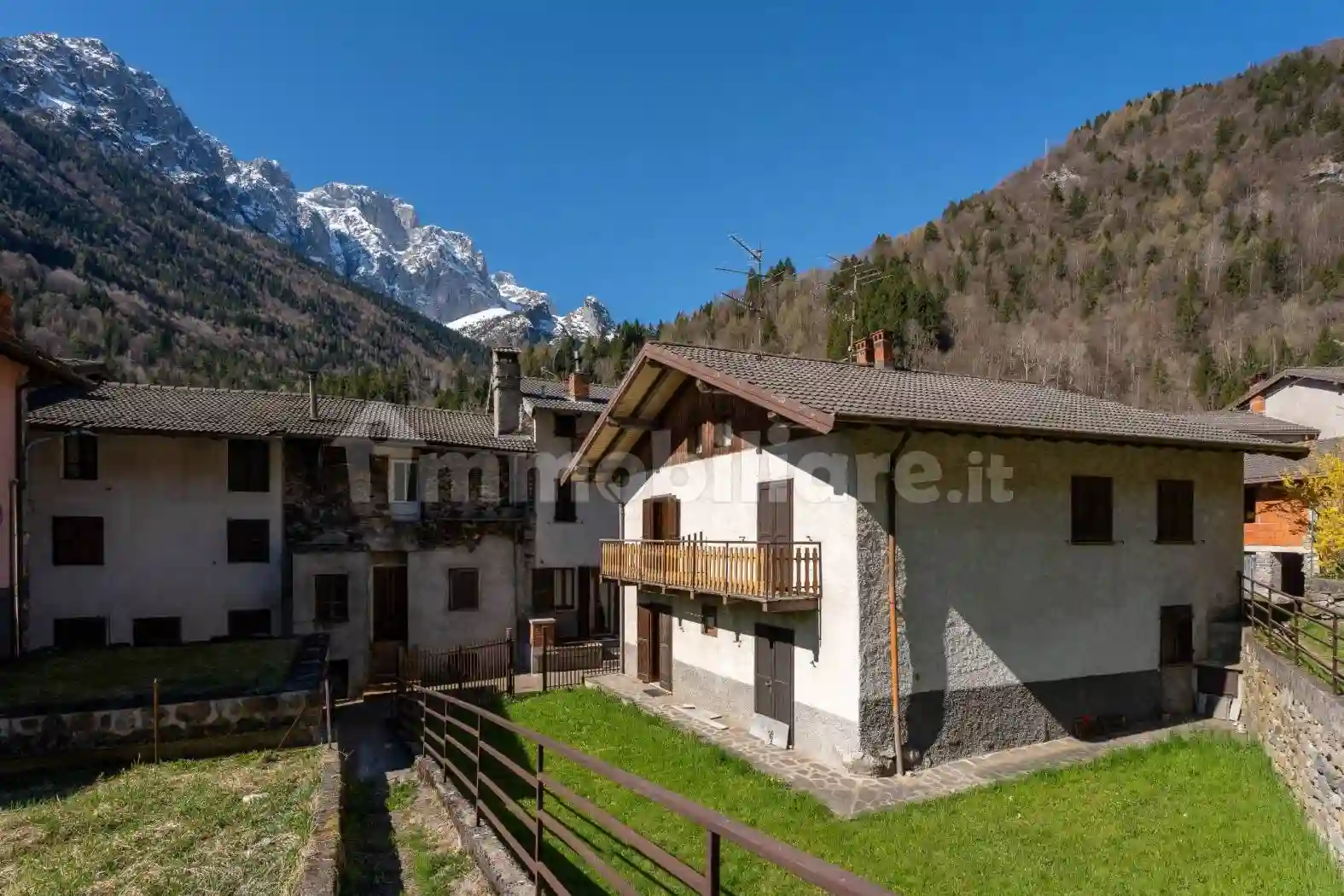 Villetta a schiera - foto 2