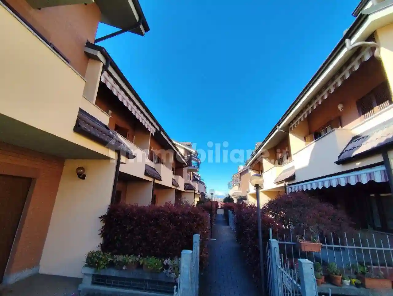 Villetta a schiera - foto 2