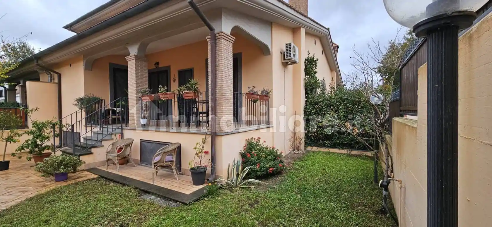 Villa in vendita a Fiumicino
