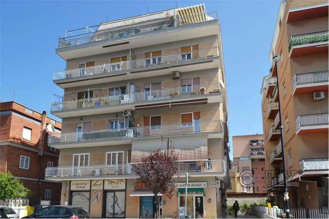 Appartamento in vendita a Pomezia