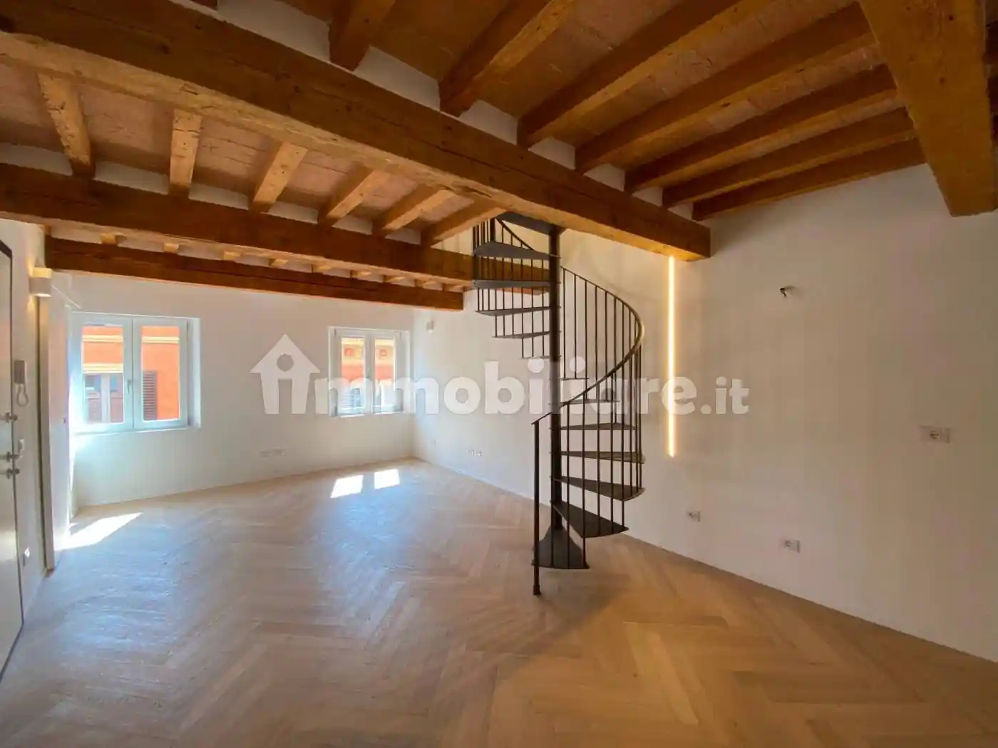 Appartamento in vendita a Modena