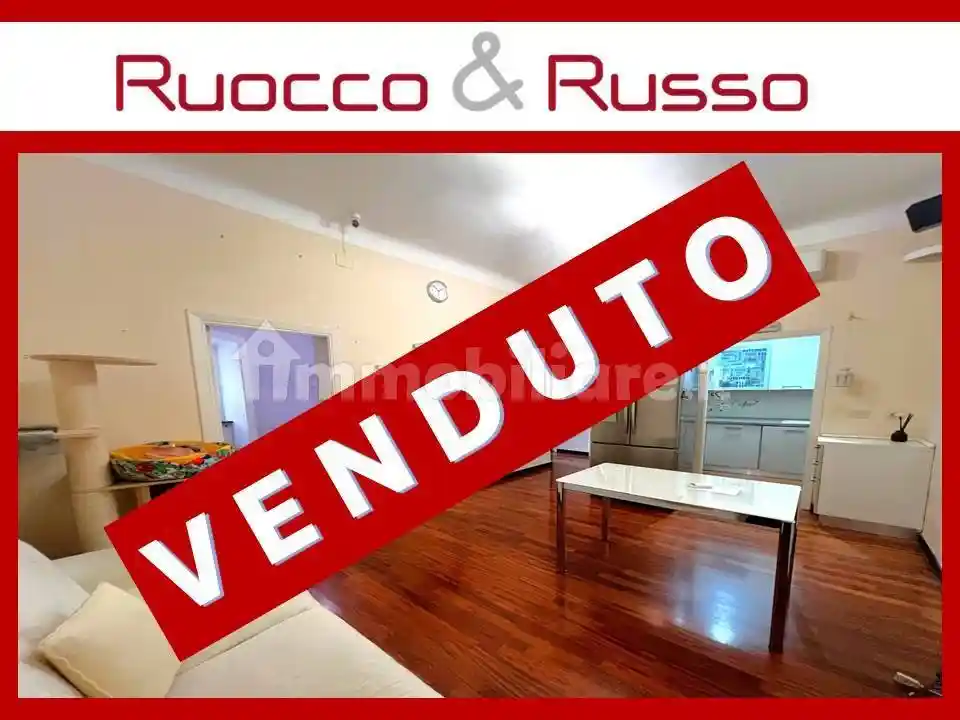 Appartamento in vendita a Genova