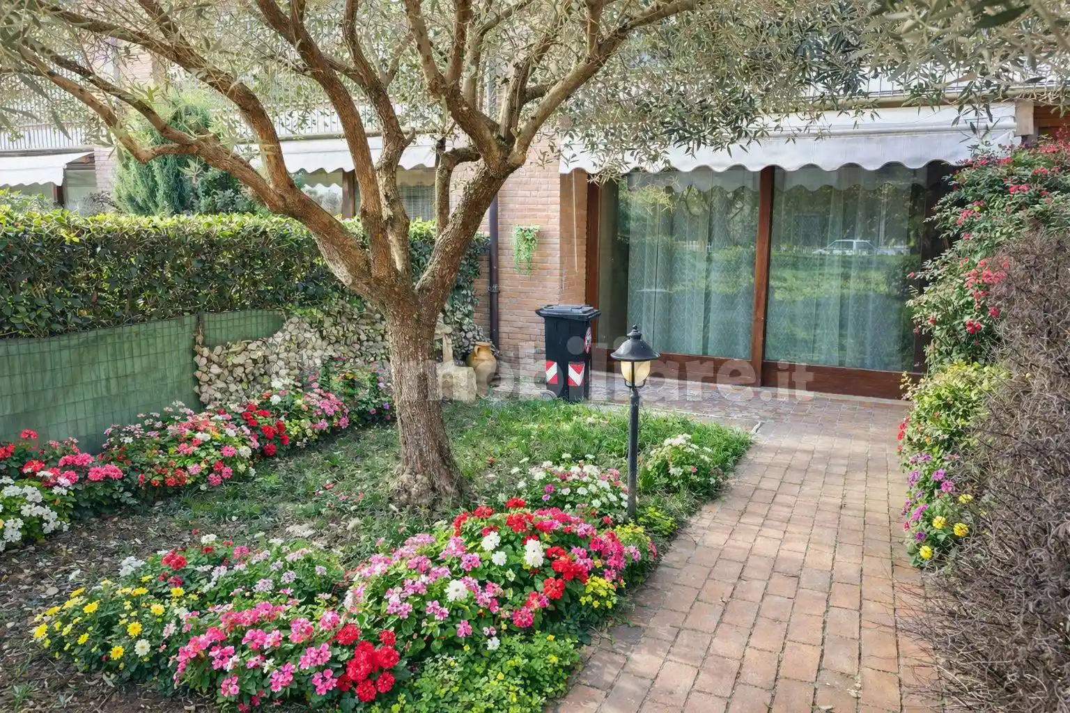 Appartamento in vendita a Torri di Quartesolo