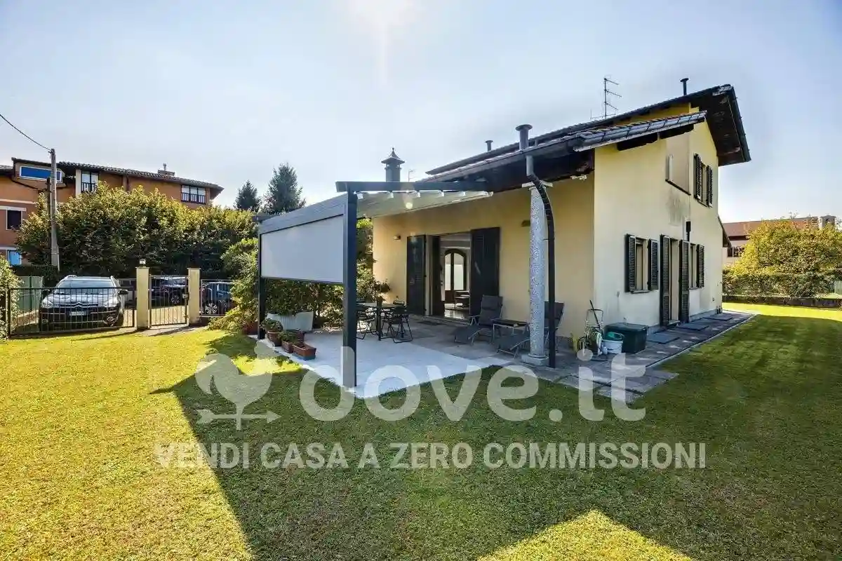 Villa - foto 2