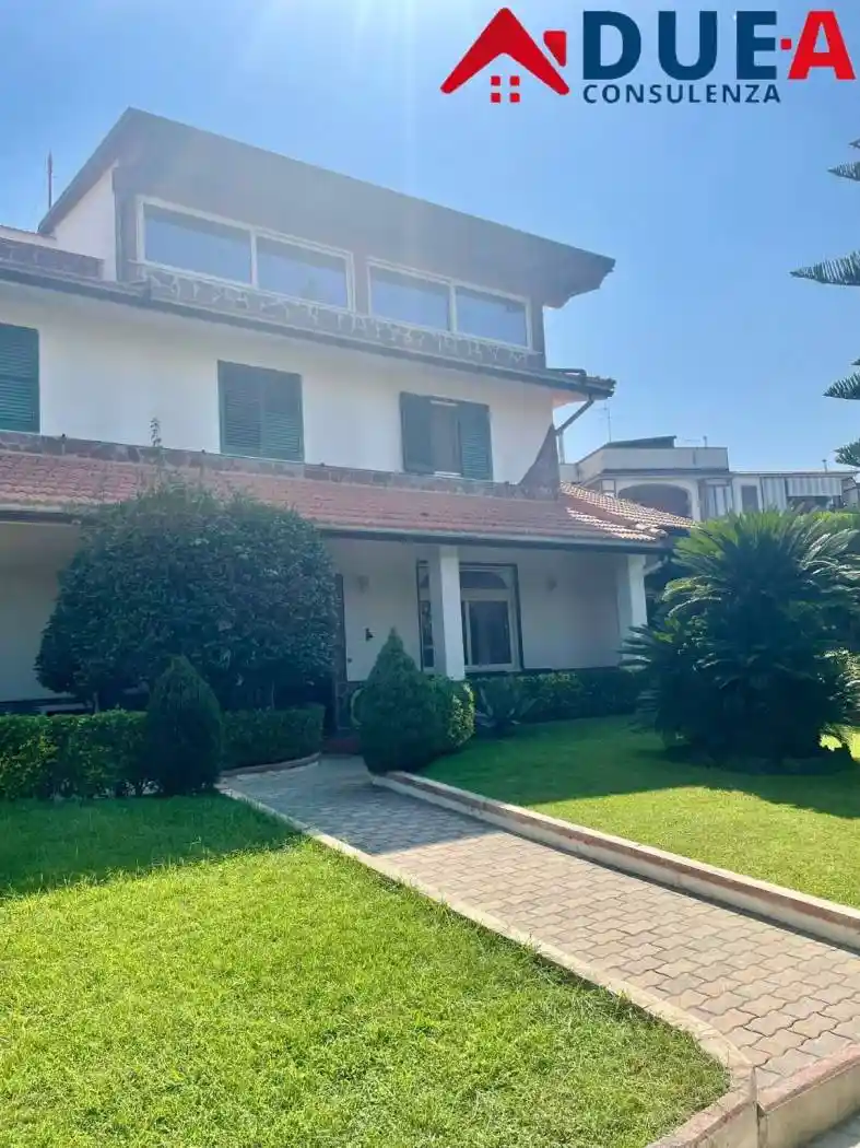 Villa in vendita a Marano di Napoli