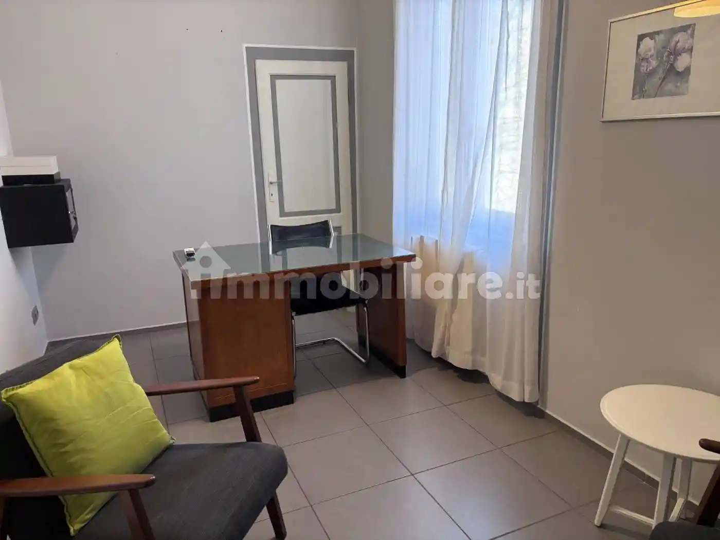 Palazzo - Edificio in affitto a Modena