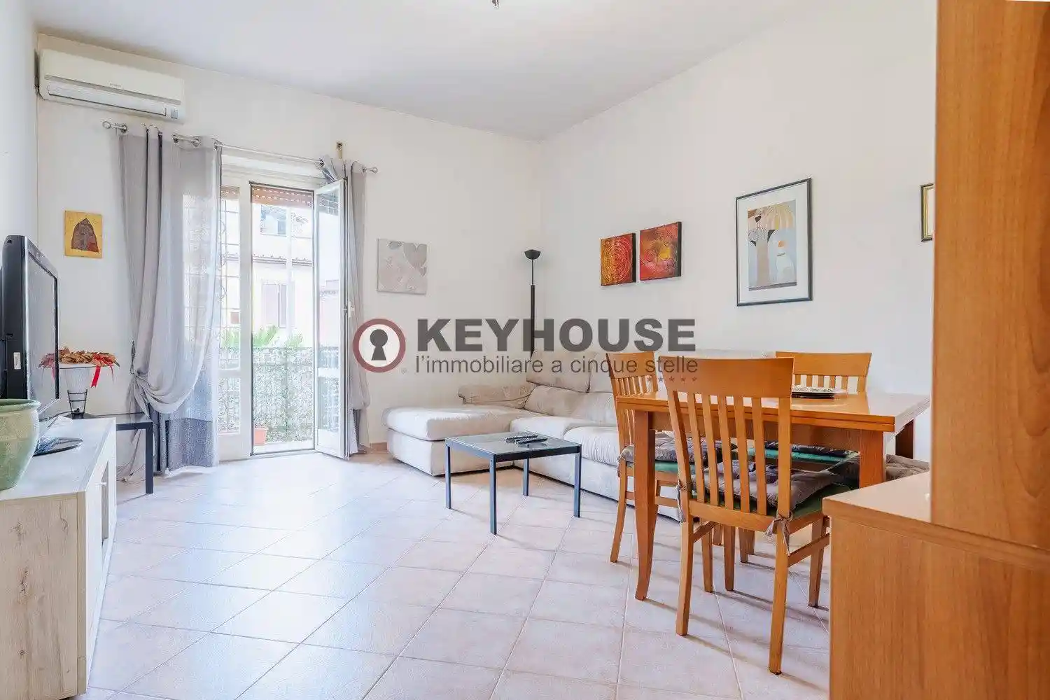 Appartamento in vendita a Roma