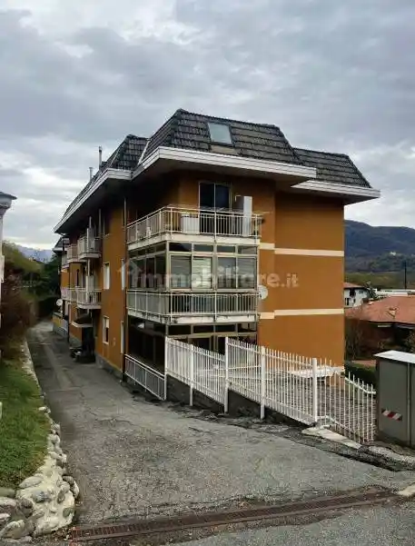 Appartamento in vendita a Serravalle Sesia