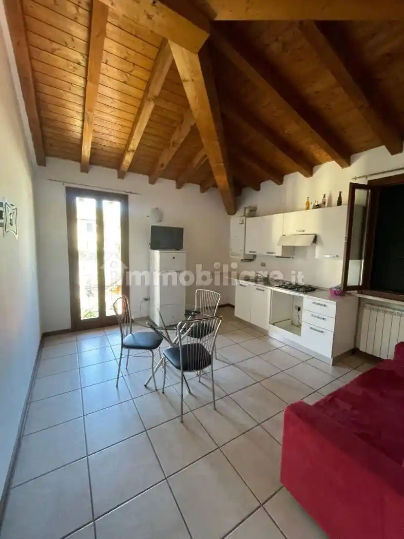 Appartamento in affitto a Solferino