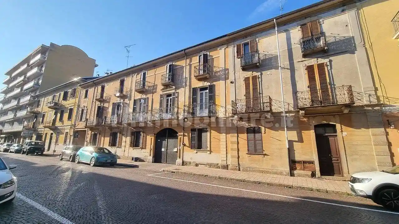 Appartamento in vendita a Gattinara