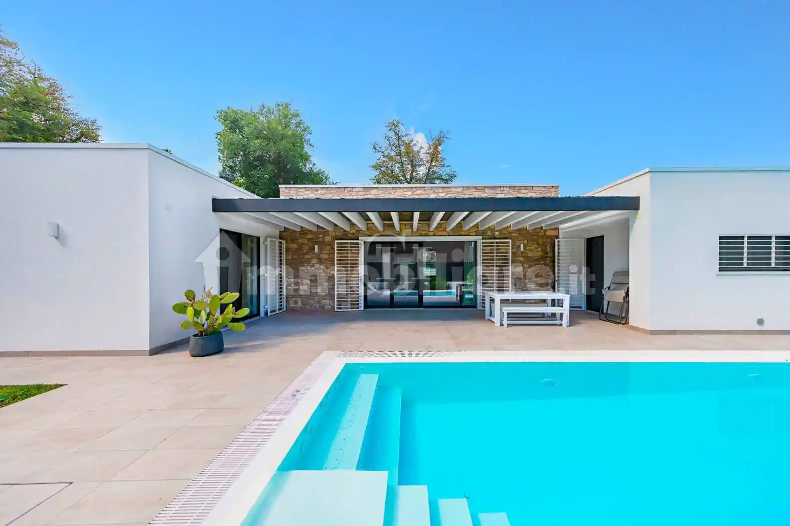 Villa in vendita a Padenghe sul Garda