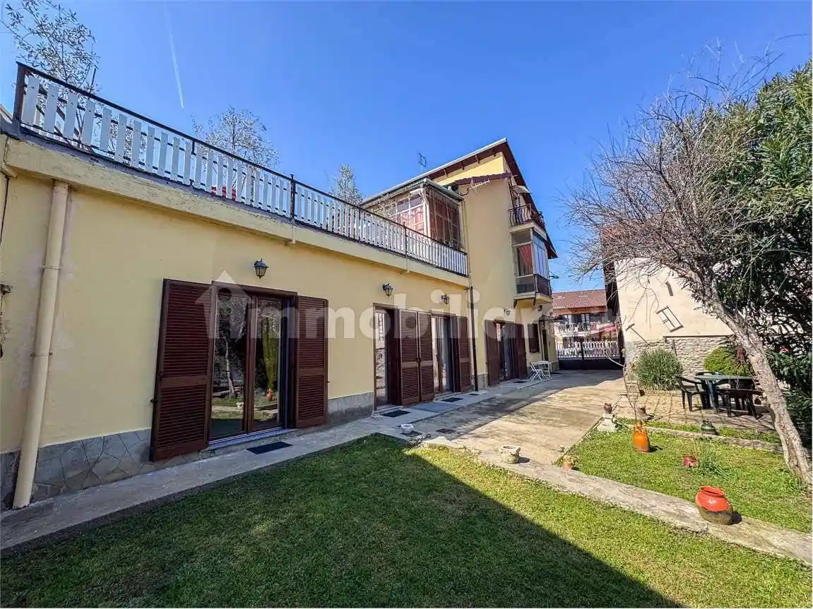 Villa in vendita a Beinasco
