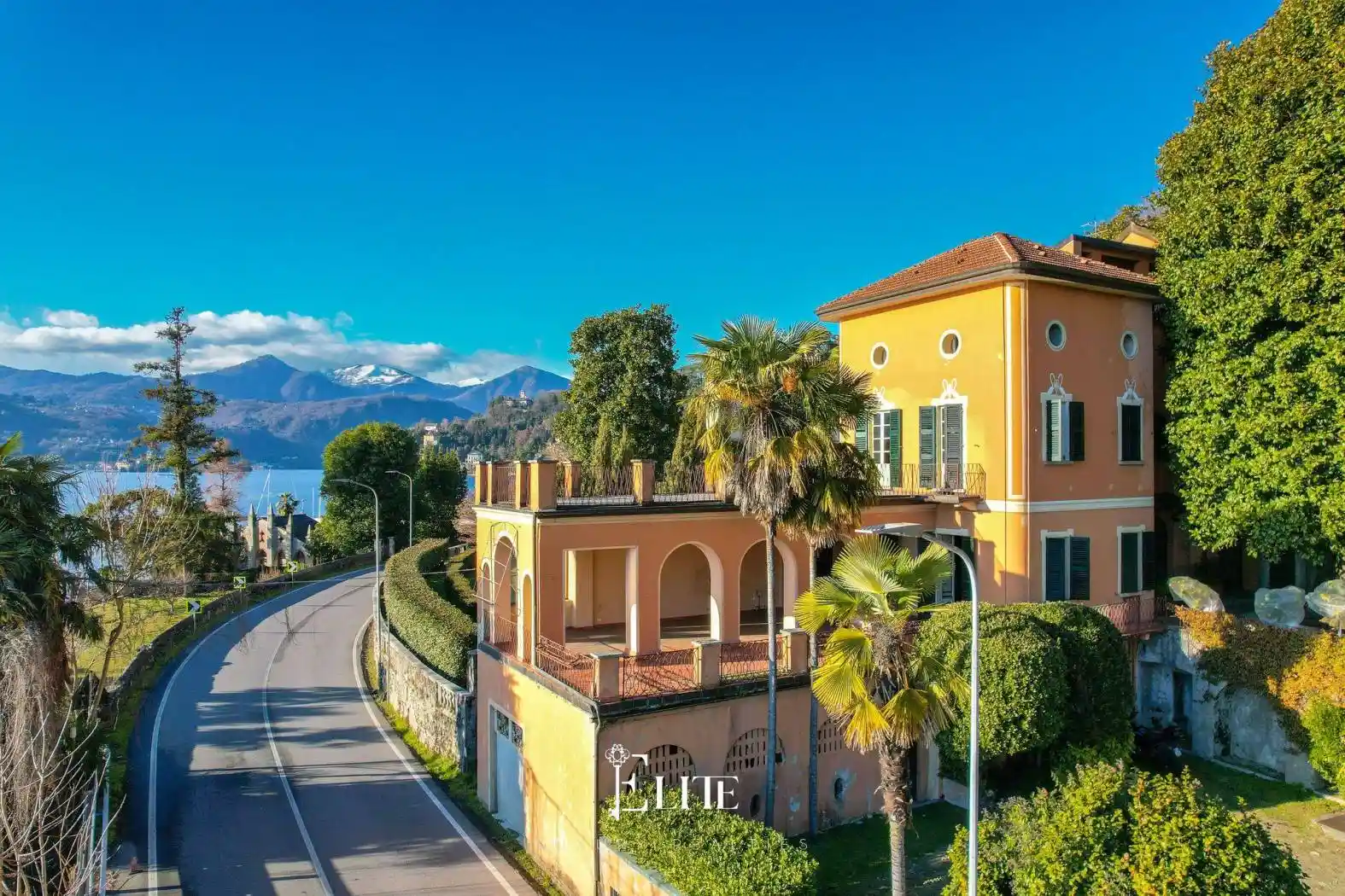 Villa in vendita a Orta San Giulio