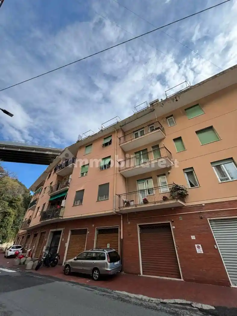 Appartamento in vendita a Genova