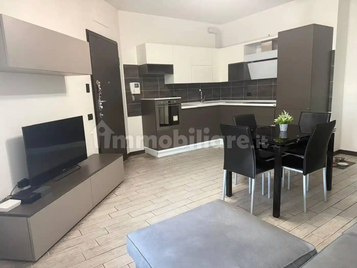 Appartamento in vendita a Varedo