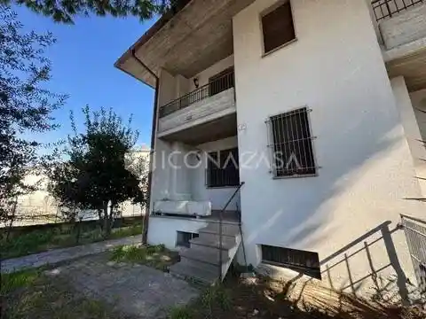 Villa in vendita a Cesenatico