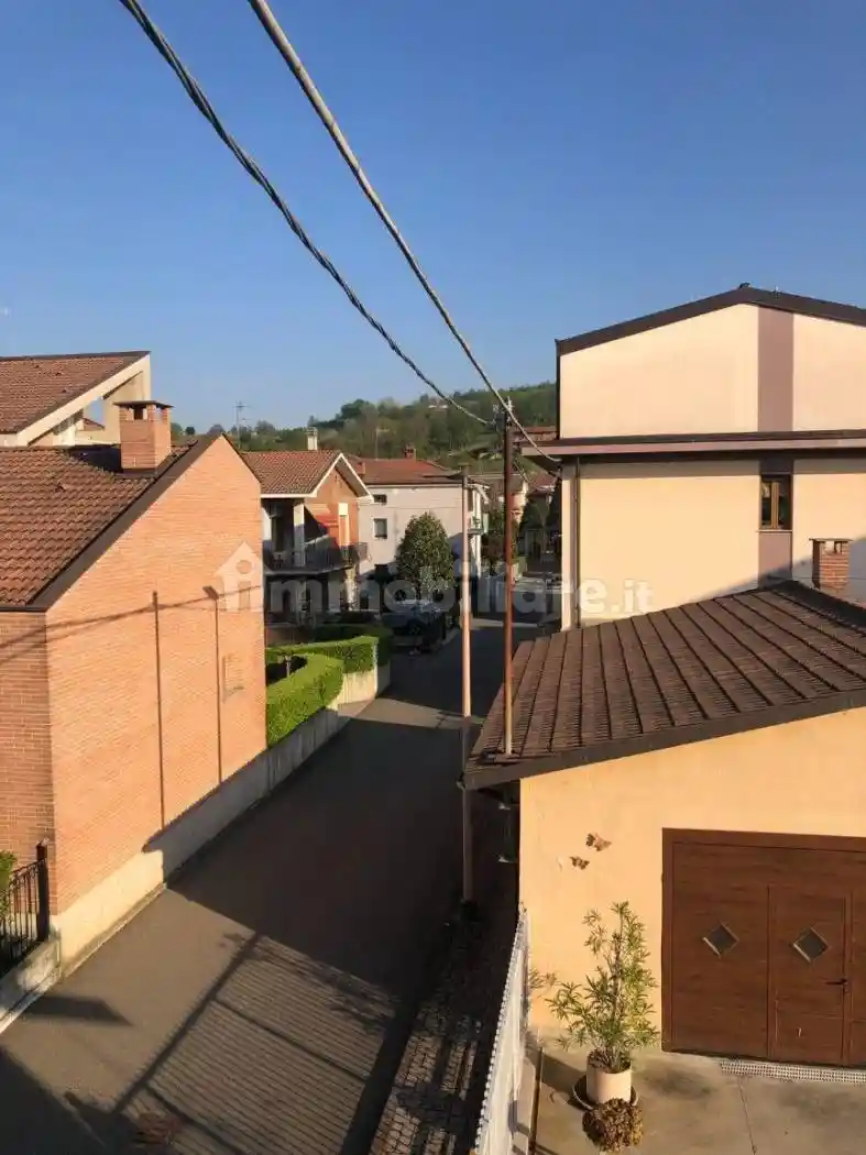 Casa indipendente in vendita a Alba