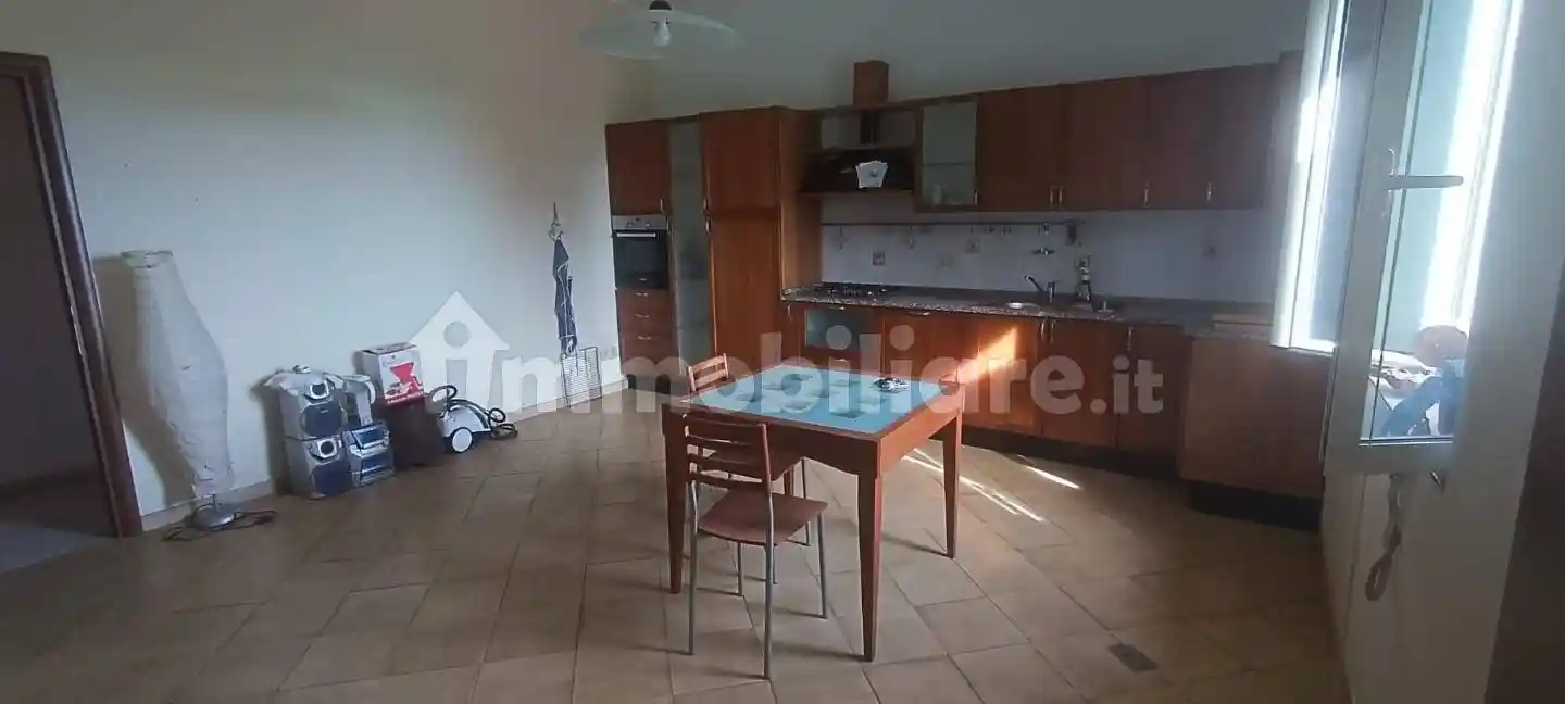 Appartamento in vendita a Cascina