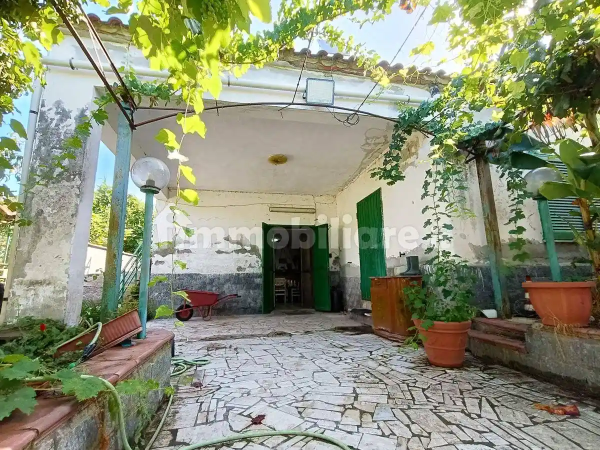 Villa in vendita a Mondragone