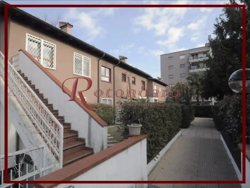 Appartamento in vendita a Buccinasco