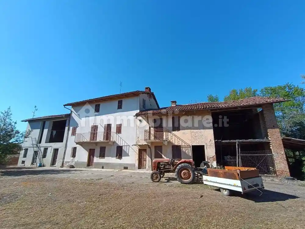 Rustico - Casale in vendita a Camerano Casasco