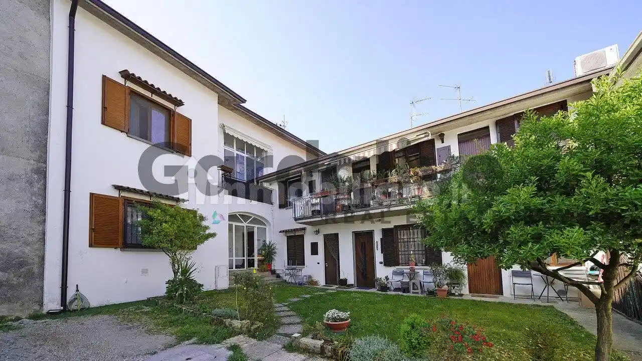 Appartamento in vendita a Moniga del Garda