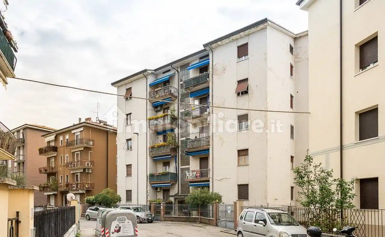 Appartamento in vendita a Verona