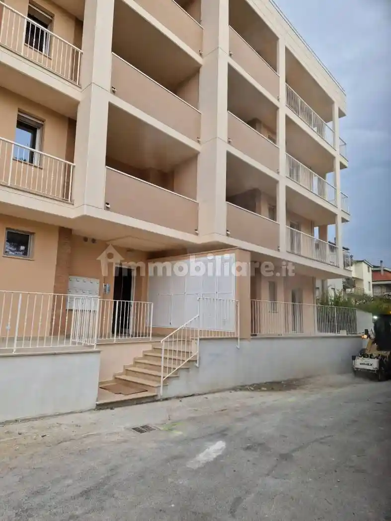 Appartamento in affitto a Grottammare