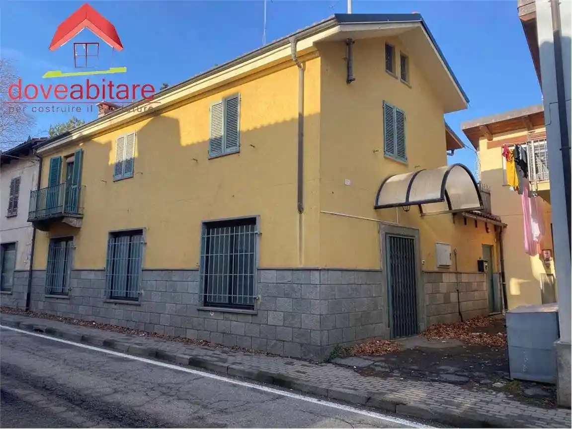 Casa indipendente in vendita a Pinerolo