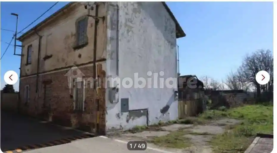 Casa indipendente in vendita a Rosasco