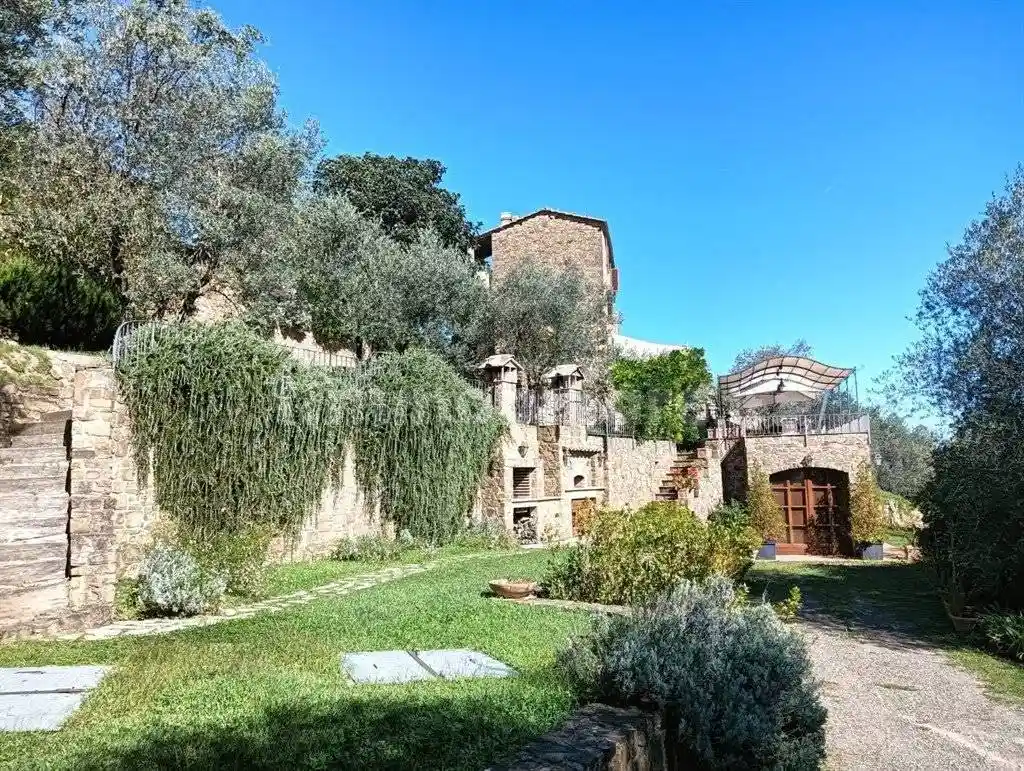 Rustico - Casale in vendita a Montalcino