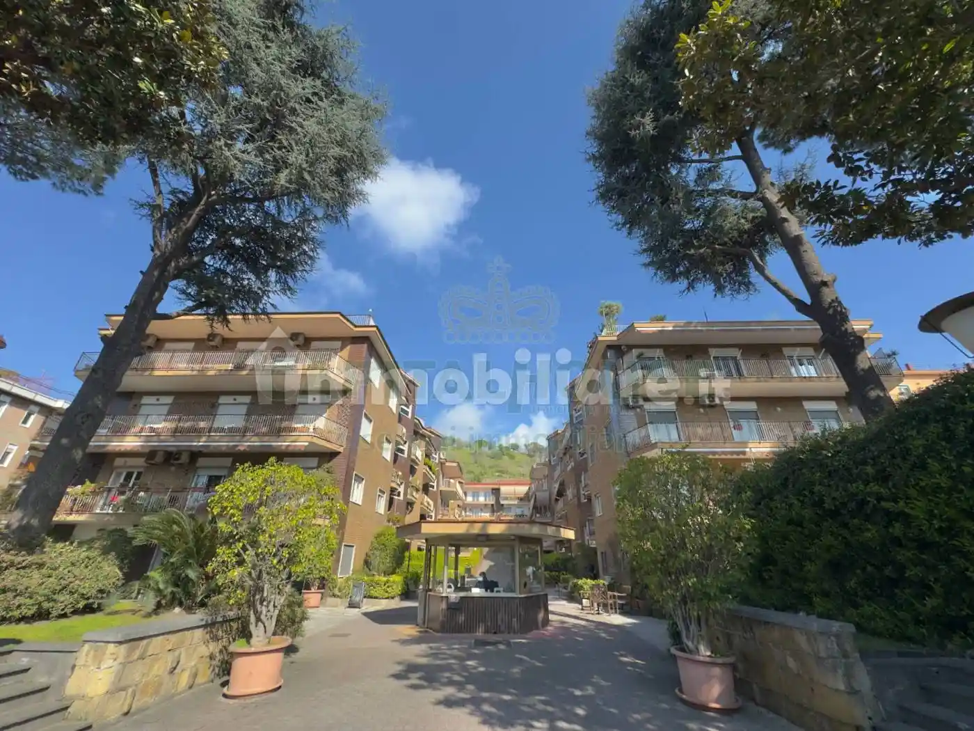 Appartamento in affitto a Napoli