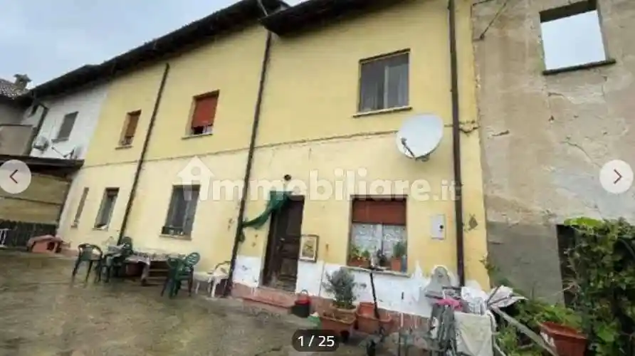 Casa indipendente in vendita a Chignolo Po