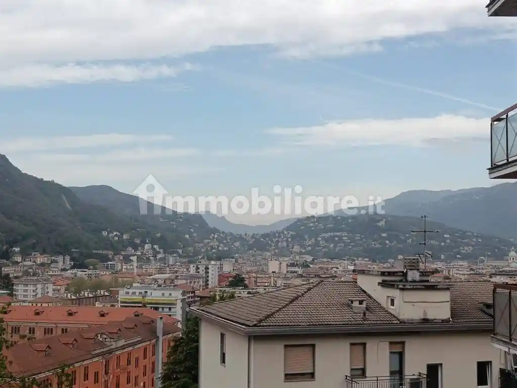 Appartamento in affitto a Como