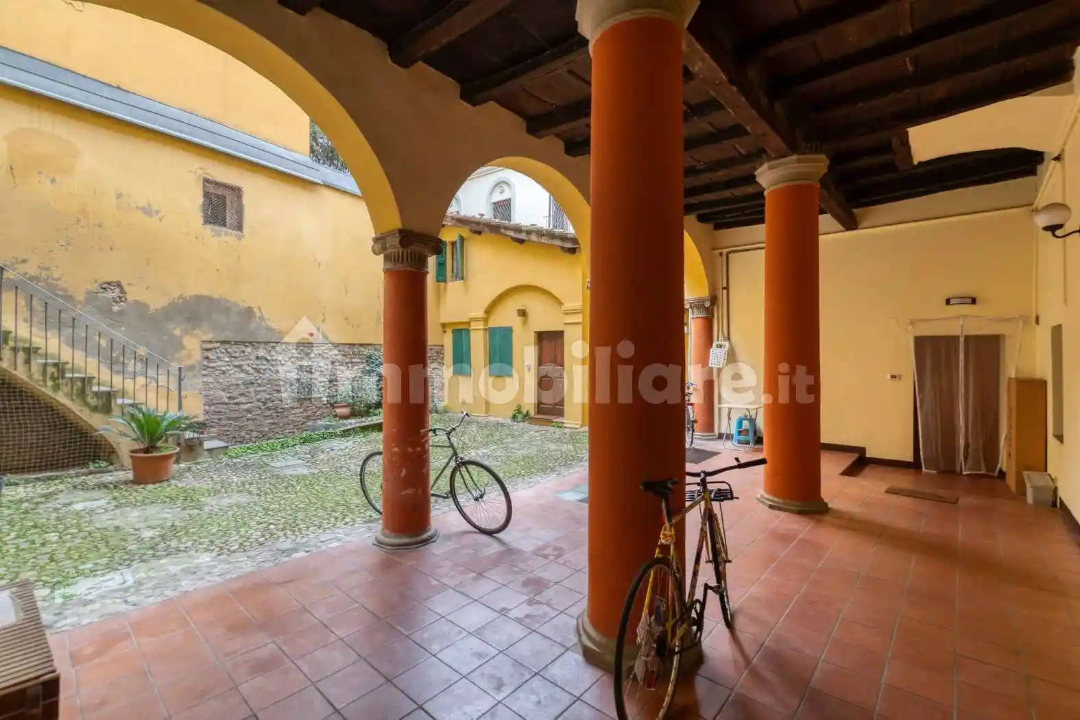 Appartamento in vendita a Bologna